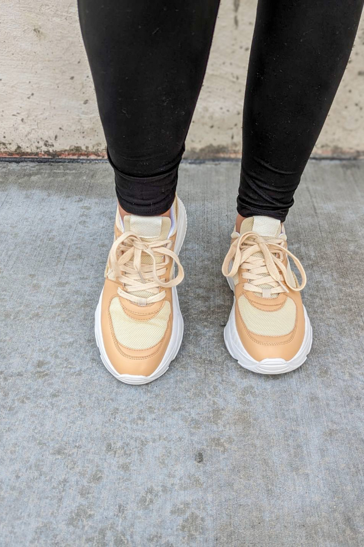 Evie Nude Sneaker