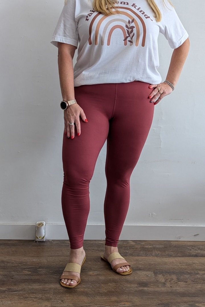My Kinda Leggings - Burgundy