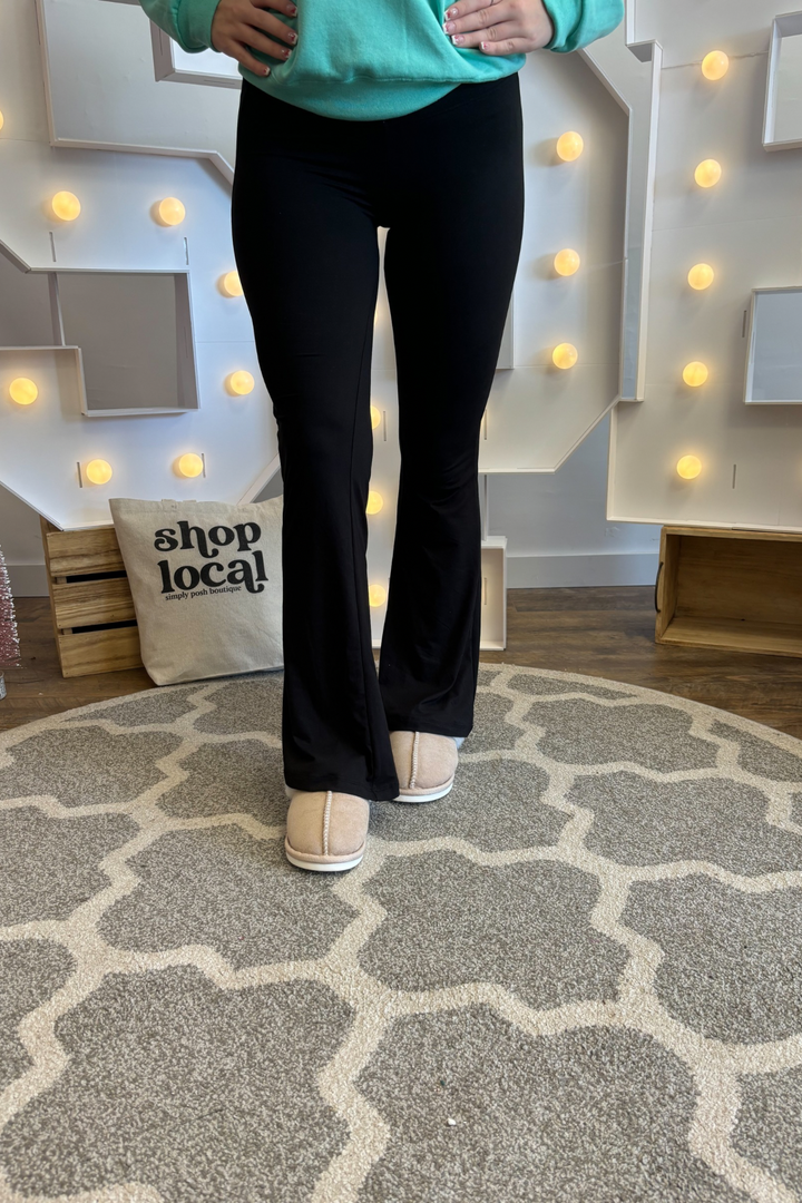 Jenna Flare Leggings