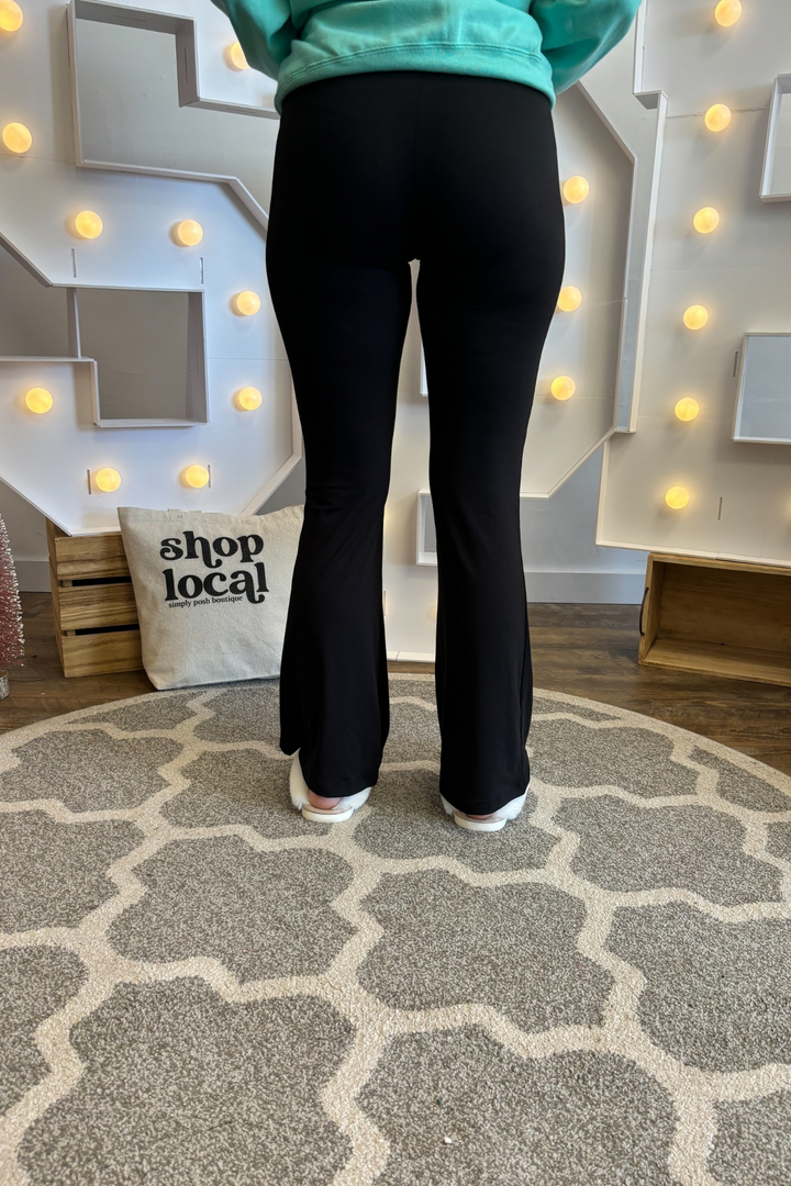 Jenna Flare Leggings