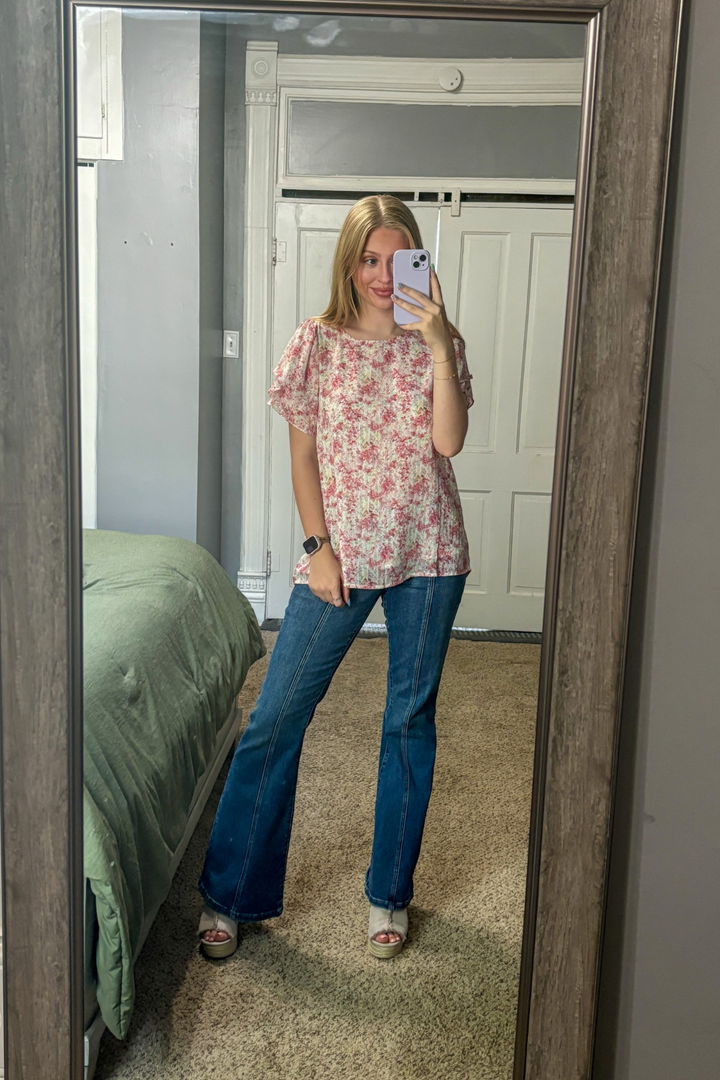 Pink Floral Tulip Short Sleeve Top with Keyhole Back. Long length and lined perfect for any season. 