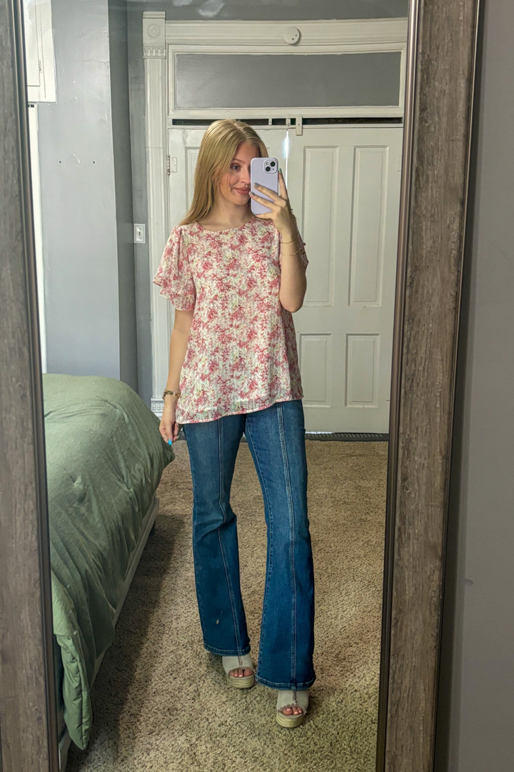 Pink Floral Tulip Short Sleeve Top with Keyhole Back. Long length and lined perfect for any season. 