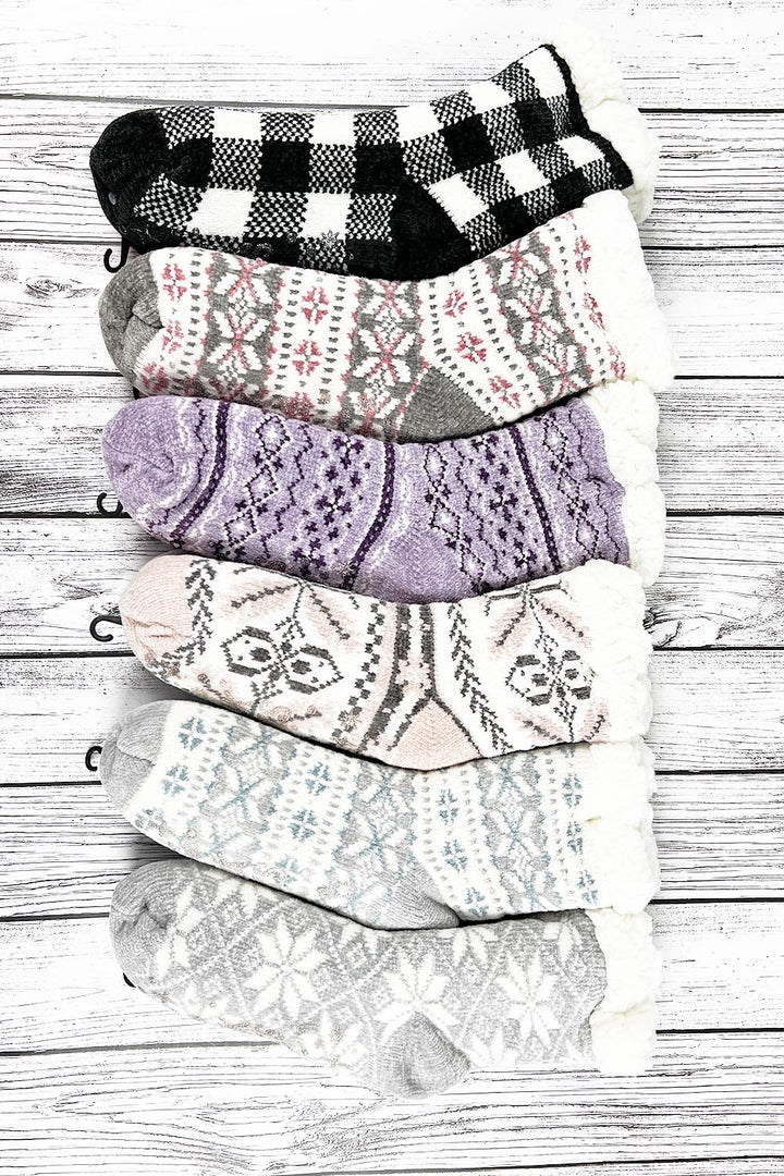 White Christmas Fuzzy Socks