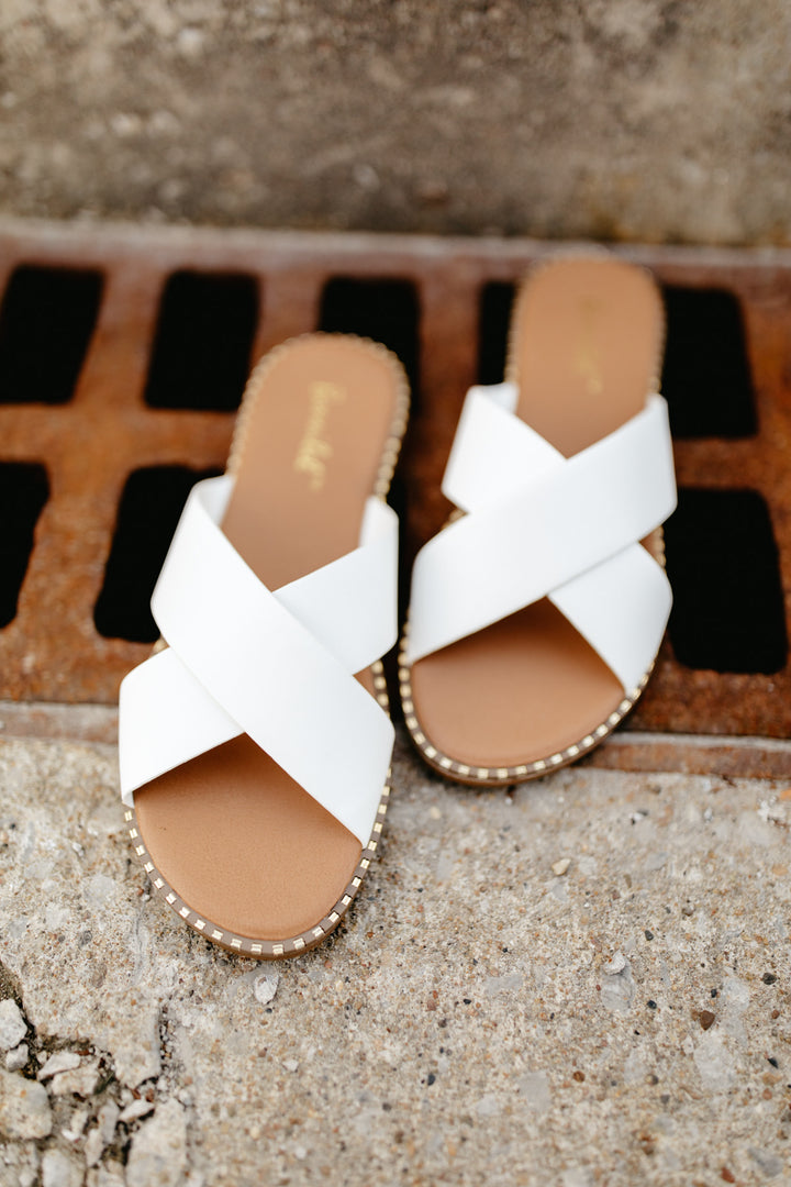 The Sam Sandal - White
