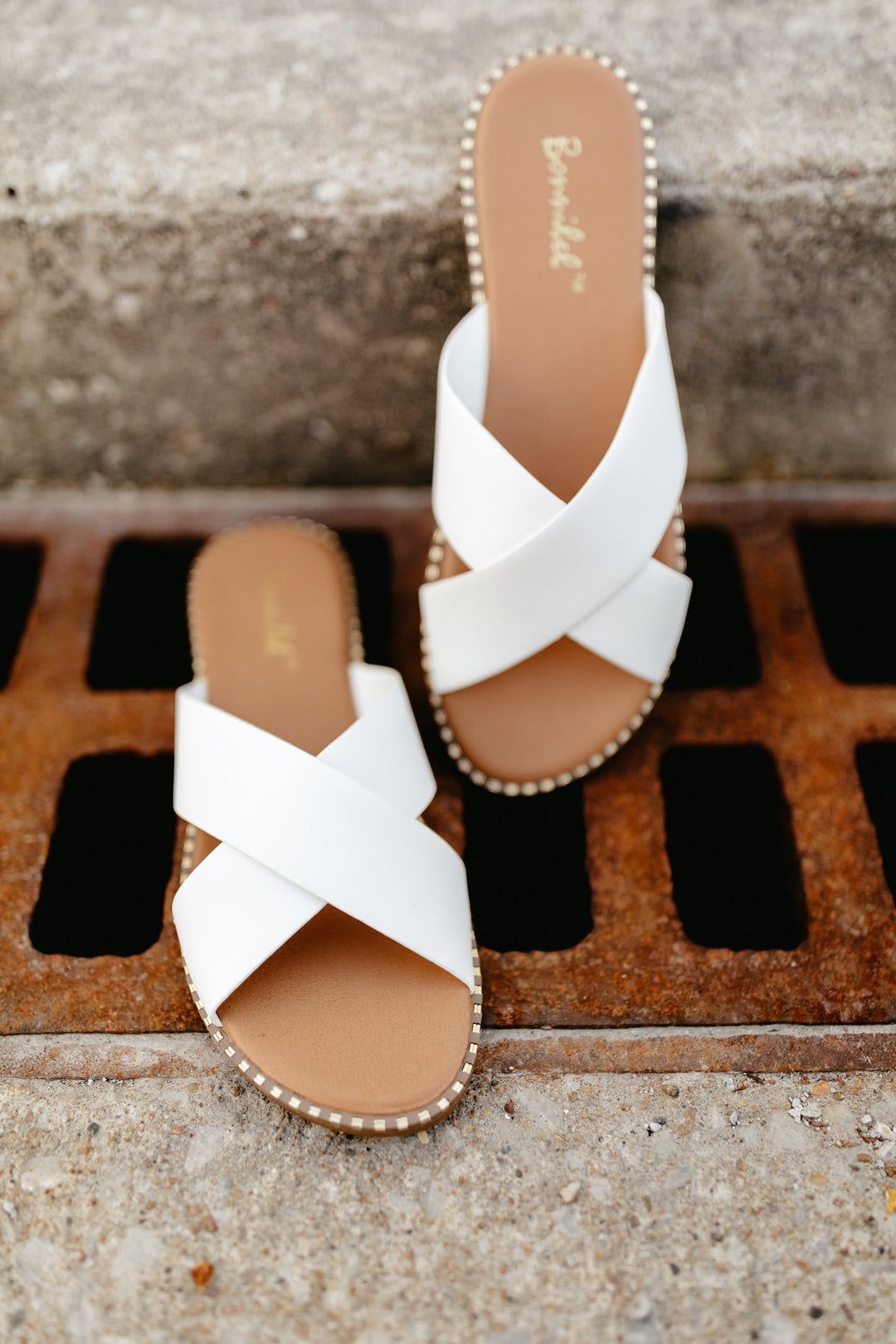 The Sam Sandal - White