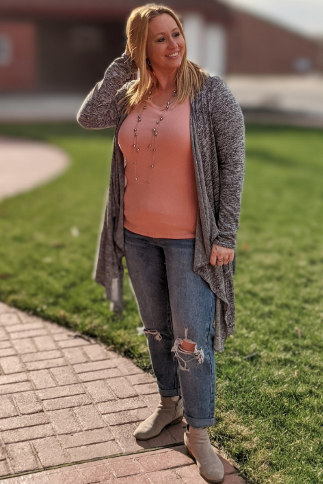 Scoop Neck Rib short sleeve active basic top. Fitted stretchable fabric perfect for layering and all seasons. 