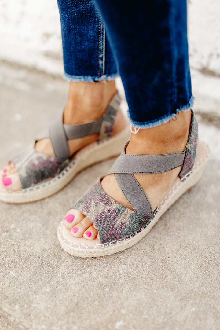 Kimmie Camo Sandal