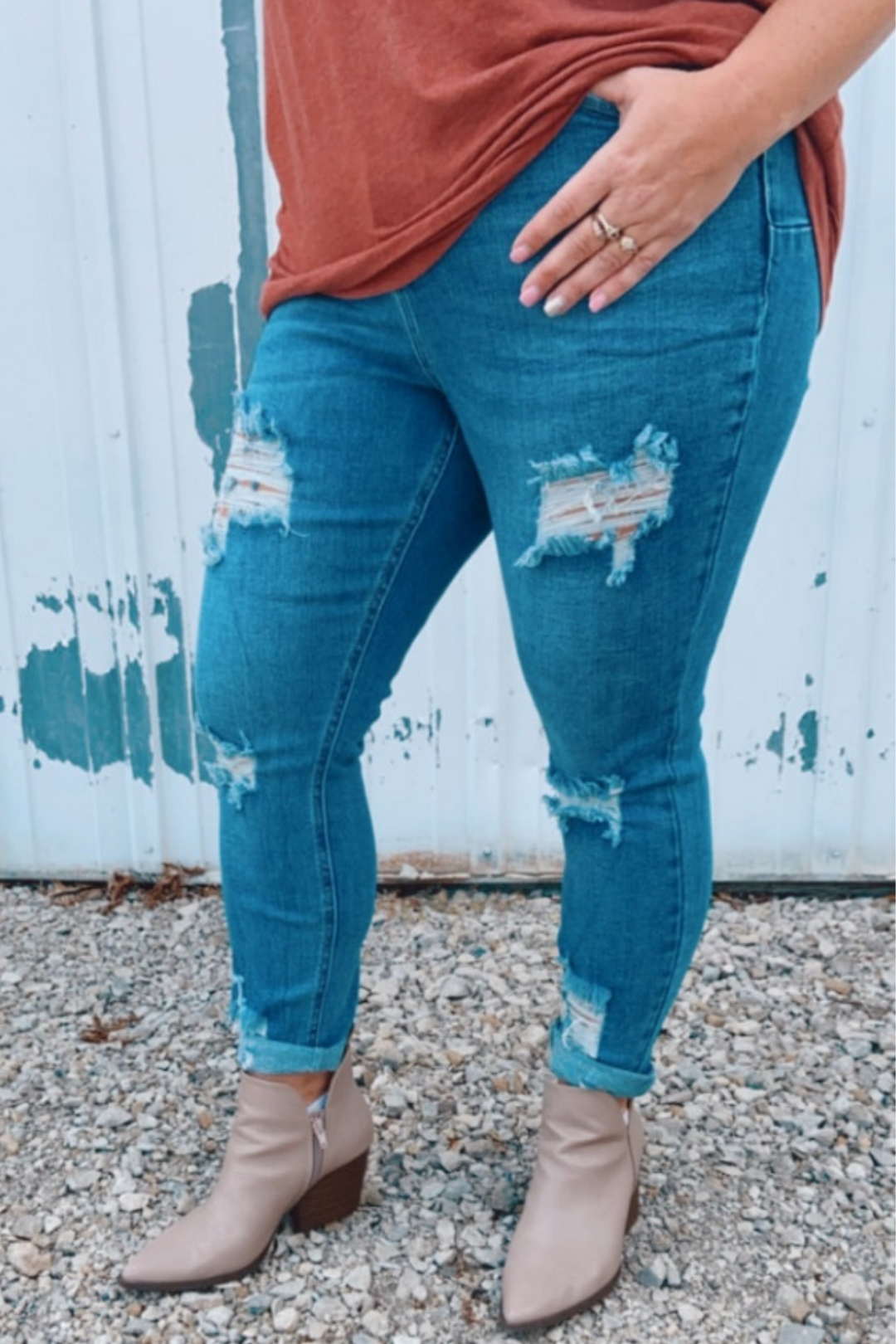 Grace High Rise Distressed Capri - Med Wash